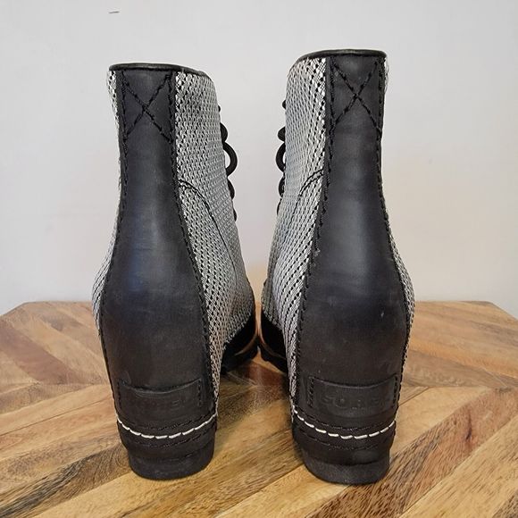 EUC Sorel PDX Lexie Wedge Bootie Women’s Size 8 (LL5289) Waterproof Black White - Picture 6 of 10
